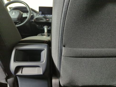 Certified 2023 Honda HR-V Sport image 31