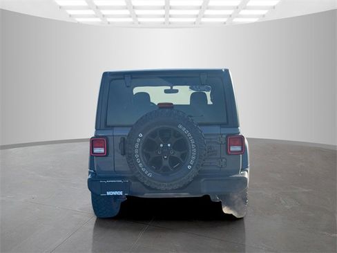 Certified 2022 Jeep Wrangler Willys image 6