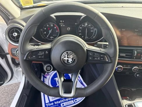 Used 2020 Alfa Romeo Giulia AWD w/ Cold Weather Package image 22