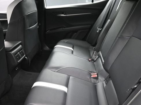Used 2025 Toyota Camry SE FWD image 14