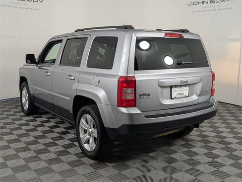 Used 2017 Jeep Patriot Latitude image 3