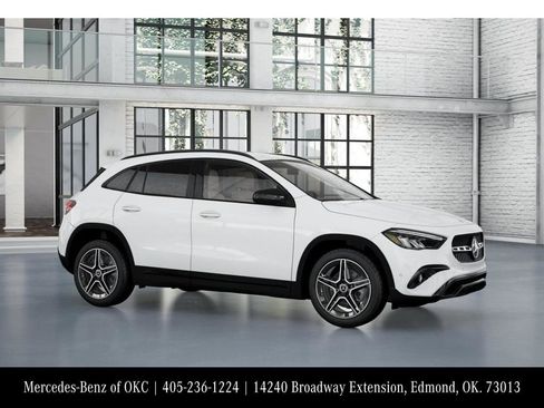 Used 2026 Mercedes-Benz GLA 250 4MATIC image 13
