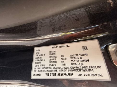 Used 2024 Tesla Model 3 Long Range AWD/4WD image 36