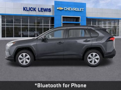 Used 2019 Toyota RAV4 LE w/ All Weather Liner Package AWD/4WD image 4