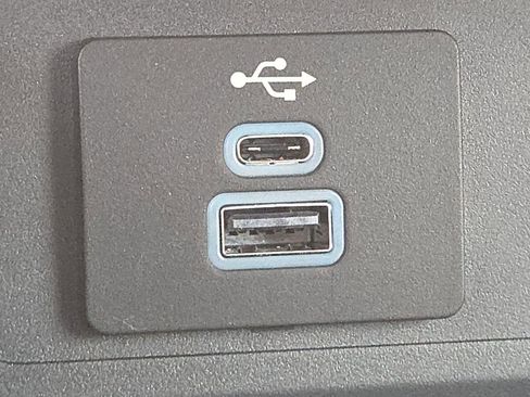 Used 2025 Ford Mustang GT Premium RWD image 27