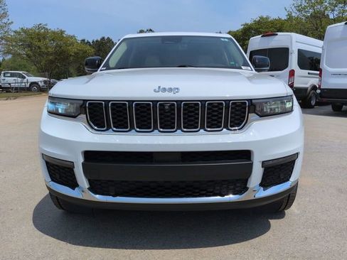 Used 2021 Jeep Grand Cherokee L Limited w/ Luxury Tech Group II AWD/4WD image 8