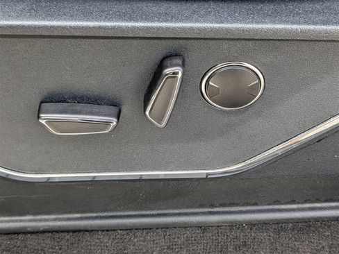 Used 2021 Ford F150 Lariat image 22