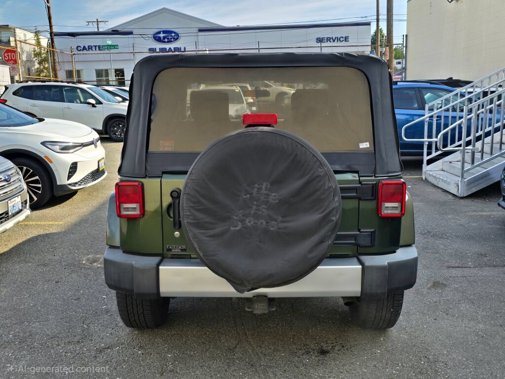 Used 2008 Jeep Wrangler Sahara AWD/4WD image 6