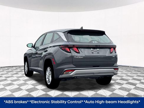 Used 2026 Hyundai Tucson SE AWD/4WD image 7