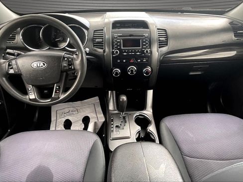 Used 2013 Kia Sorento LX AWD/4WD image 7