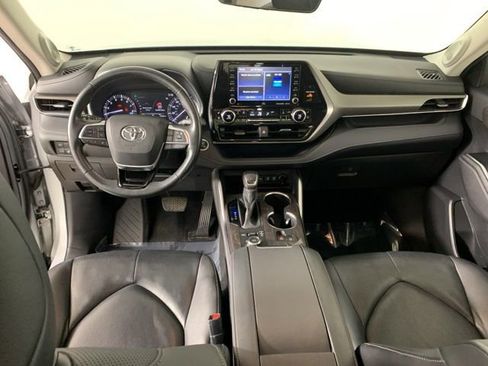 Used 2020 Toyota Highlander Limited AWD/4WD image 39
