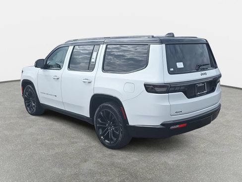 New 2026 Jeep Grand Wagoneer Summit AWD/4WD image 7