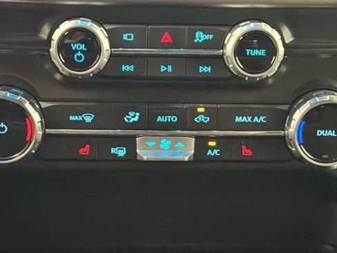 Used 2025 Ford F150 XLT w/ Equipment Group 302A MID AWD/4WD image 34