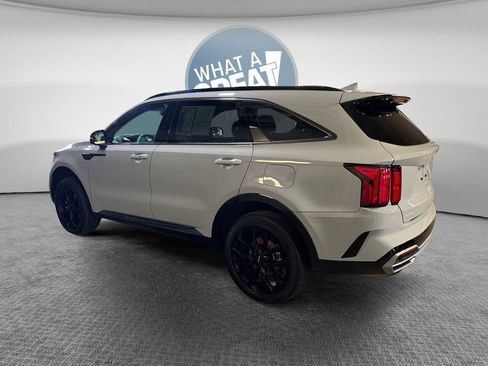 Certified 2023 Kia Sorento SX AWD/4WD image 6