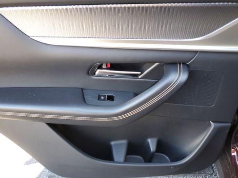 Used 2024 MAZDA CX-90 Plug-In Hybrid w/ Premium Pkg image 16