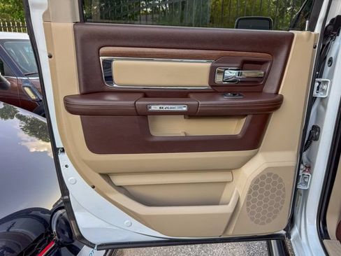 Used 2015 RAM 1500 Laramie w/ Convenience Group AWD/4WD image 24