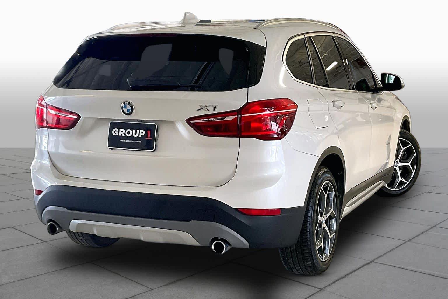 Used 2018 BMW X1 xDrive28i AWD/4WD image 12