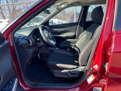 Used 2020 Nissan Kicks SV FWD image 25