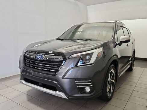 Used 2024 Subaru Forester Touring image 2