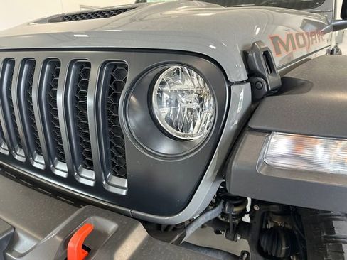 Used 2022 Jeep Gladiator Mojave w/ Cold Weather Group AWD/4WD image 11