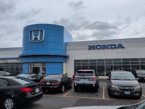 Used 2025 Jeep Compass Trailhawk image 32