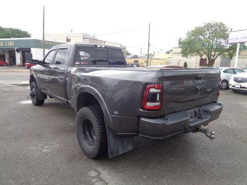 Used 2021 RAM 3500 Laramie w/ Night Edition AWD/4WD image 7