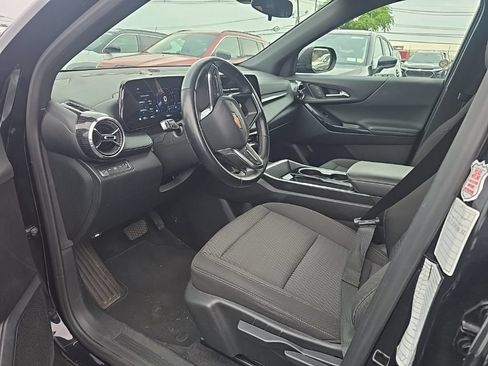 Used 2025 Chevrolet Equinox LT AWD/4WD image 5