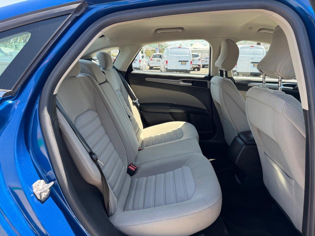 Used 2017 Ford Fusion S FWD image 36