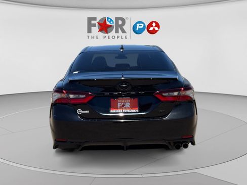 Used 2023 Toyota Camry SE FWD image 4