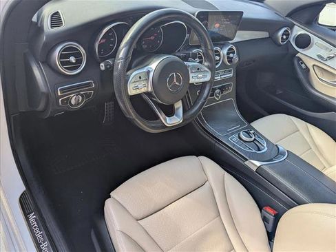 Used 2019 Mercedes-Benz C 300 Sedan image 4