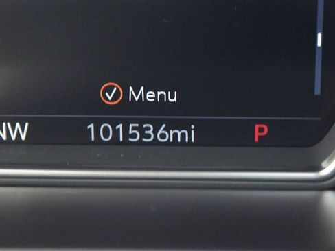 Used 2021 GMC Yukon Denali w/ Denali Premium Package image 4