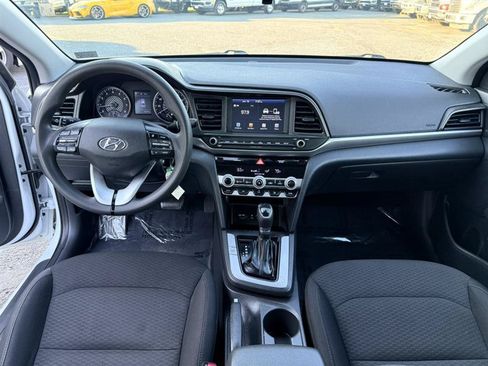 Used 2020 Hyundai Elantra SEL w/ Cargo Package (C1) FWD image 19