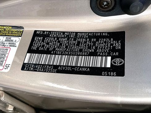 Used 2005 Toyota Camry LE image 29