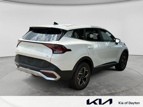 Used 2023 Kia Sportage LX AWD/4WD image 5