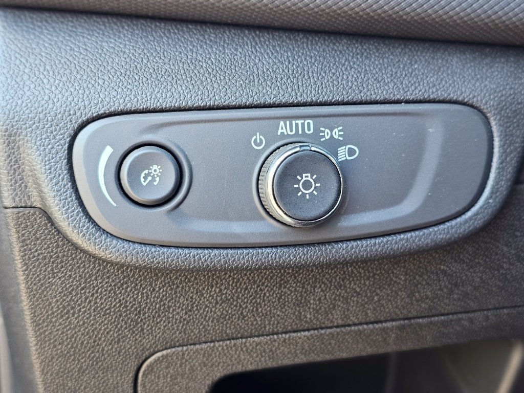 Used 2026 Chevrolet TrailBlazer LT FWD image 26
