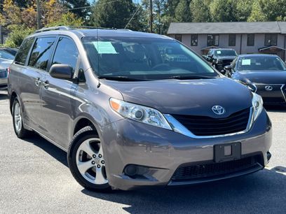 Used 2014 Toyota Sienna LE