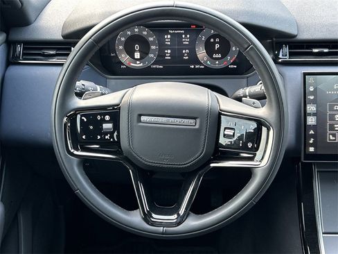 Used 2026 Land Rover Range Rover Velar S image 40