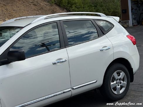 Used 2014 Nissan Rogue S w/ Convenience Package AWD/4WD image 34