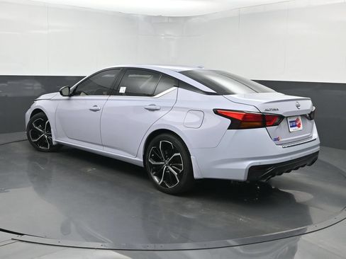 Used 2023 Nissan Altima 2.5 SR FWD image 19