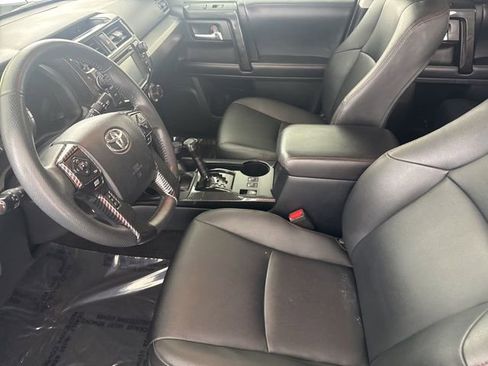 Used 2019 Toyota 4Runner TRD Off-Road Premium AWD/4WD image 20