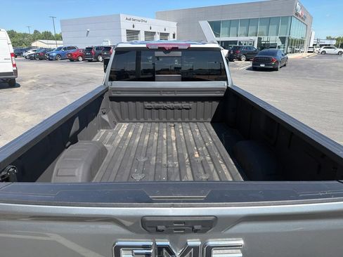 Used 2024 GMC Sierra 3500 Denali Ultimate AWD/4WD image 5
