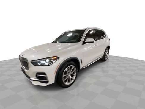Used 2023 BMW X5 xDrive40i w/ Premium Package AWD/4WD image 6