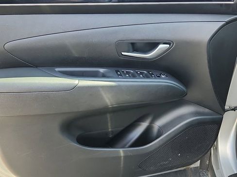 Used 2023 Hyundai Tucson SEL image 12