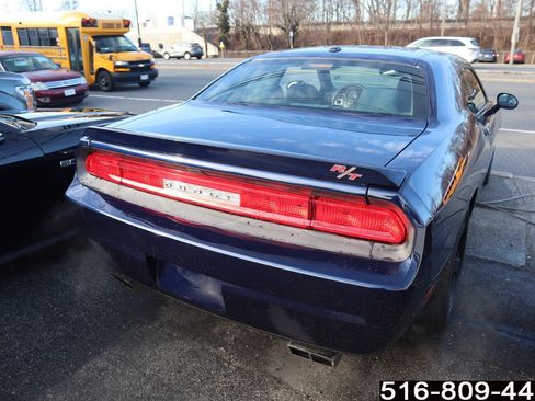 Used 2014 Dodge Challenger R/T w/ Sound Group II image 5