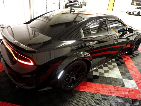 Used 2021 Dodge Charger Scat Pack RWD image 10
