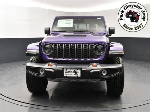 New 2026 Jeep Gladiator Mojave image 2