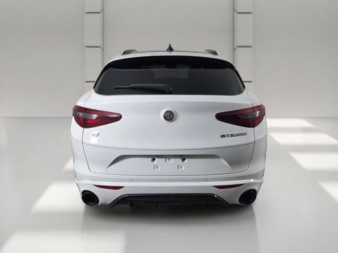 Used 2023 Alfa Romeo Stelvio Veloce AWD/4WD image 6