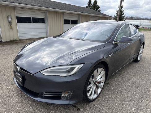 Used 2020 Tesla Model S Performance AWD/4WD image 10