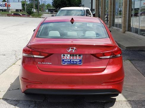 Used 2018 Hyundai Elantra SEL FWD image 4