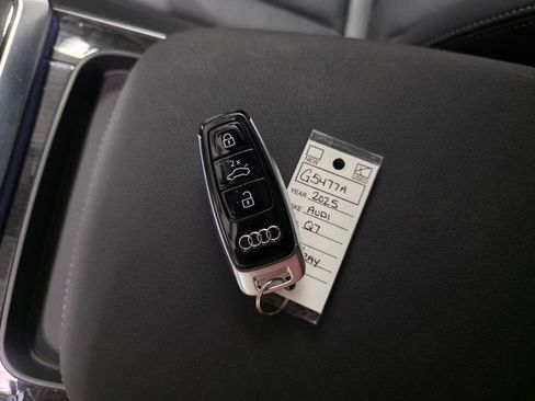 Used 2025 Audi Q7 2.0T Premium AWD/4WD image 25
